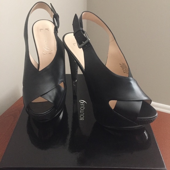 Brand new classic open toe platform - Picture 2 of 4